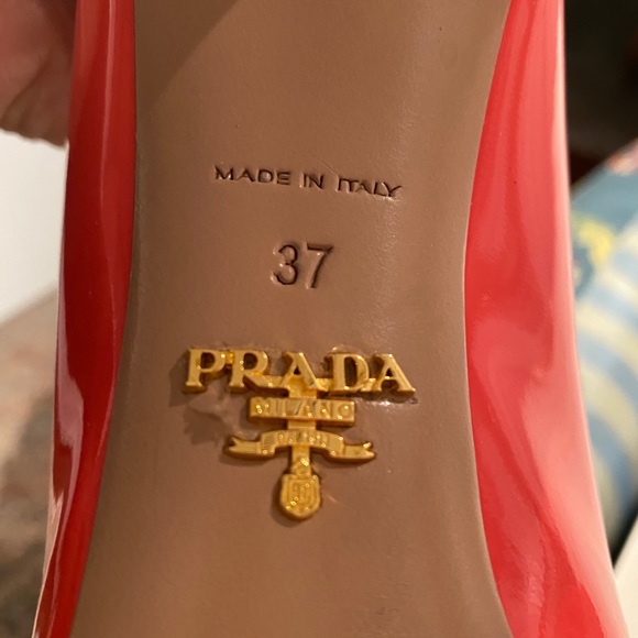 PRADA SHOES - Picture 4 of 16